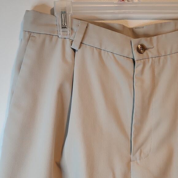 Nike Golf Khaki Shorts Men's Size 32 VERY NICE!! - Picture 7 of 12